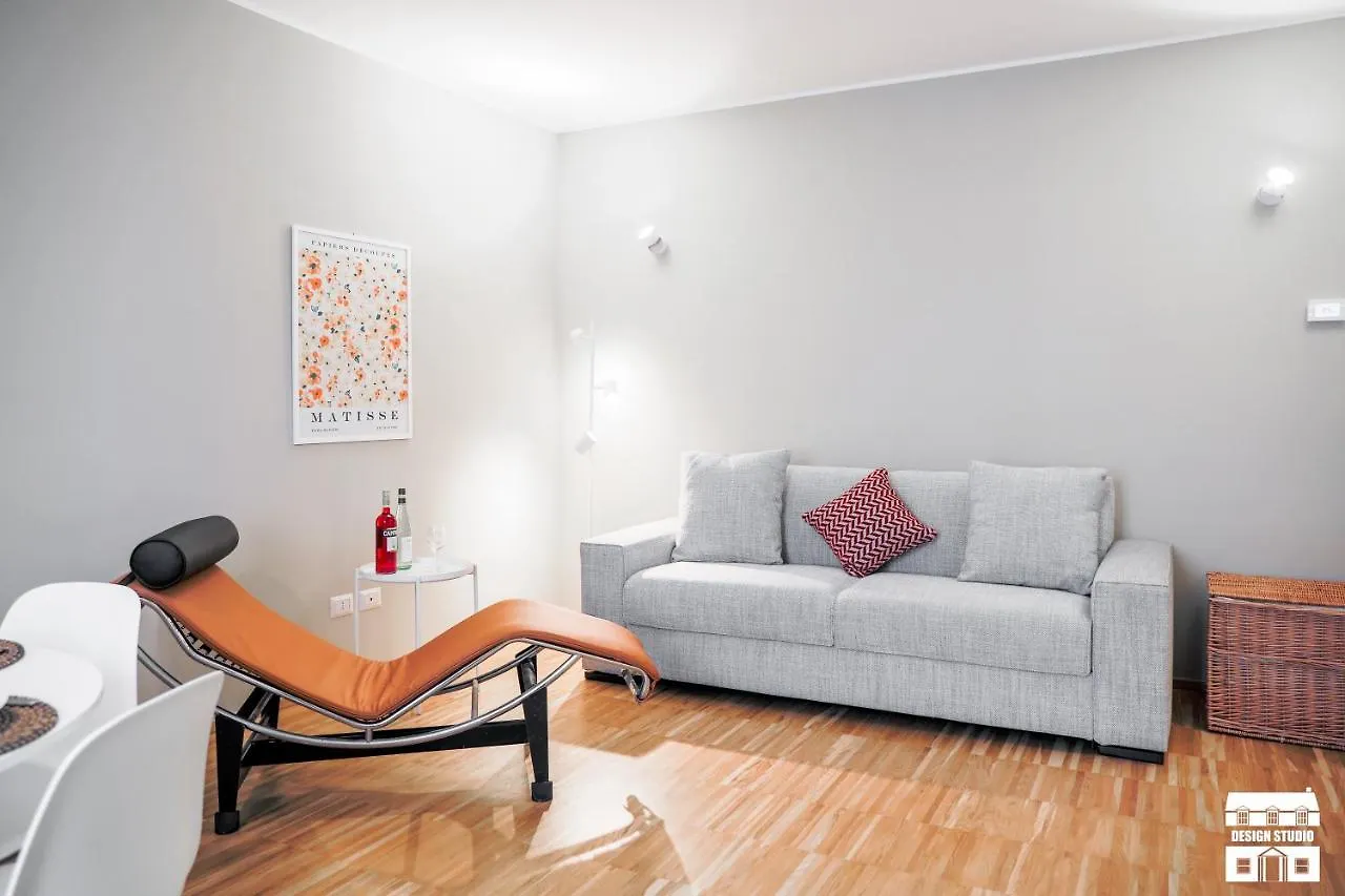 Apartment Casa Vecchia 2 By Design Studio Bellano