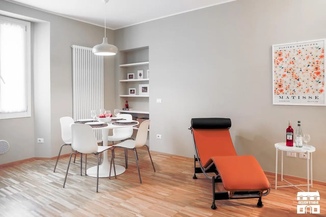 Casa Vecchia 2 By Design Studio Bellano Apartment